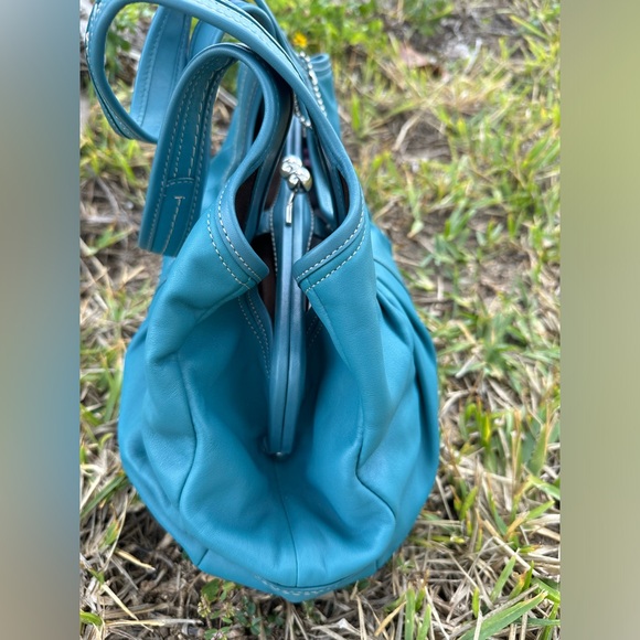 Leather Coach Bag - Picture 4 of 16